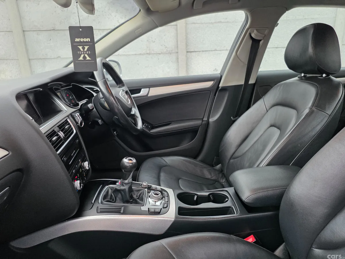 Audi A4 Saloon, Diesel, 2015, Silver