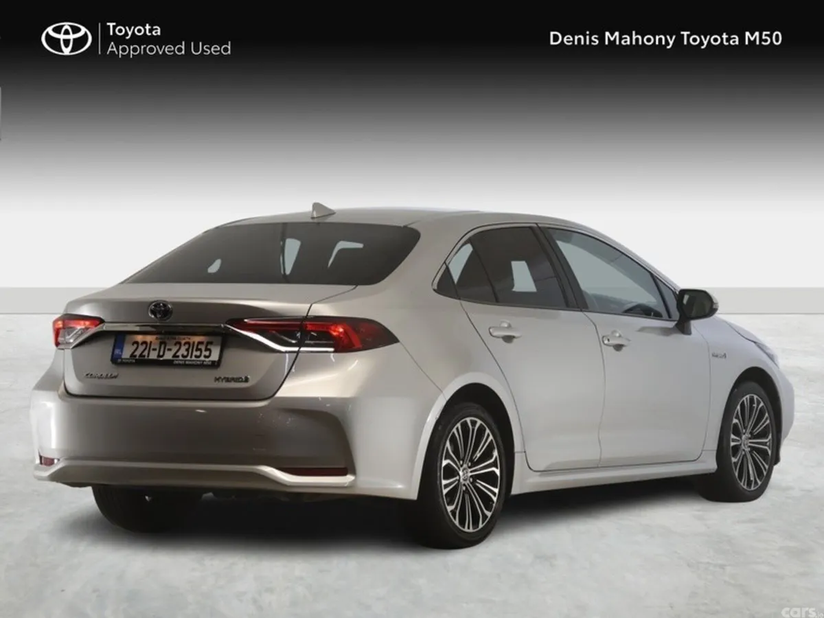 Toyota Corolla Saloon, Petrol Hybrid, 2021, Silver