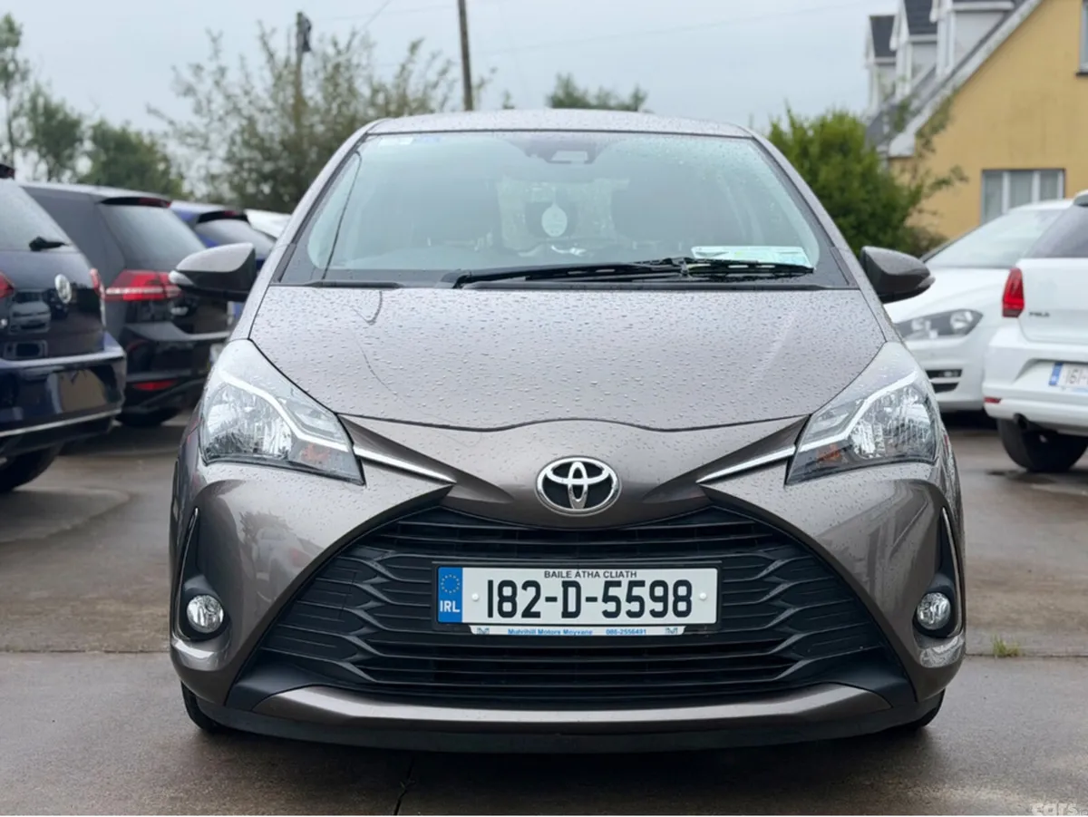 Toyota Yaris Hatchback, Petrol, 2018, Grey