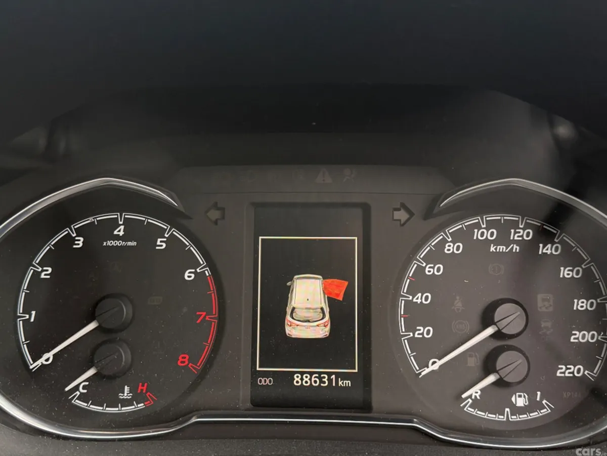 Toyota Yaris Hatchback, Petrol, 2018, Grey