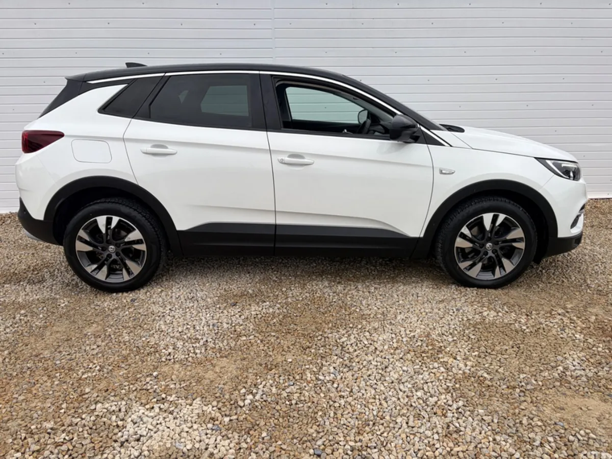 Vauxhall Grandland X Hatchback, Petrol, 2019, White