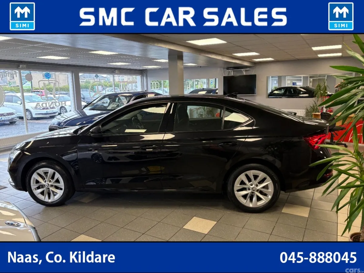 Skoda Octavia Hatchback, Diesel, 2022, Black