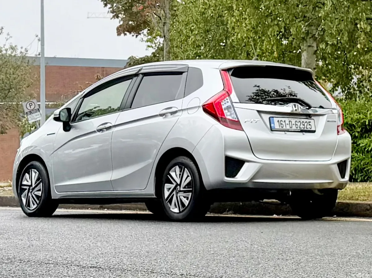 Honda Fit Hatchback, Petrol Hybrid, 2016, Silver