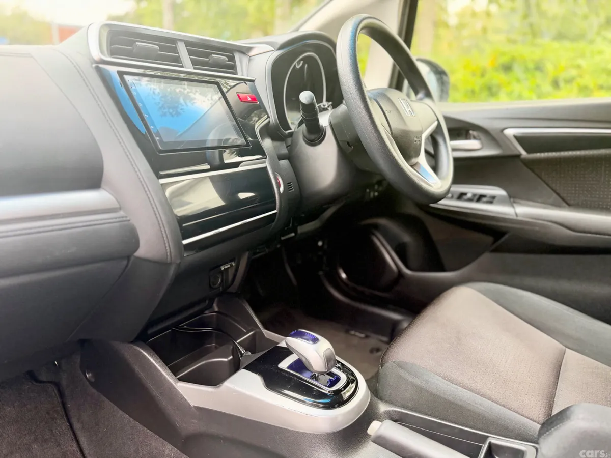 Honda Fit Hatchback, Petrol Hybrid, 2016, Silver