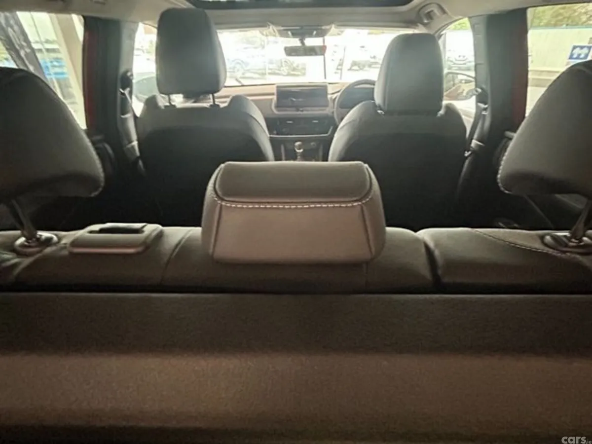 Nissan Qashqai MPV, Petrol Hybrid, 2026, Red