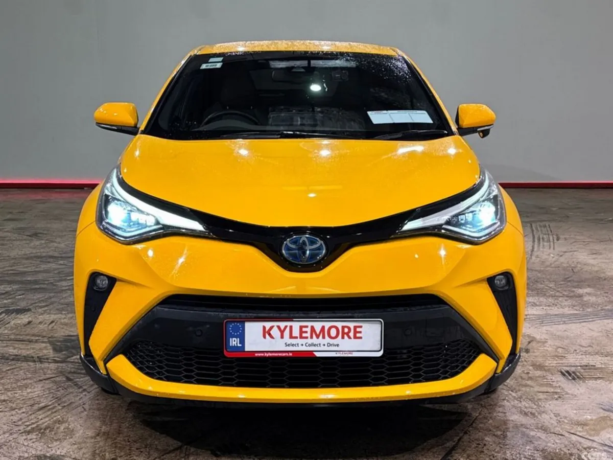 Toyota C-HR SUV, Petrol Hybrid, 2022, Yellow