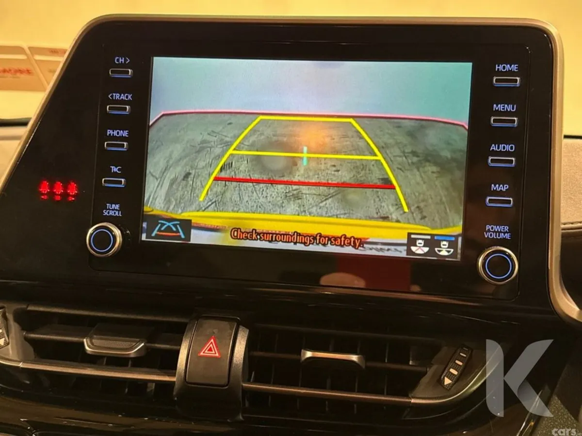 Toyota C-HR SUV, Petrol Hybrid, 2022, Yellow