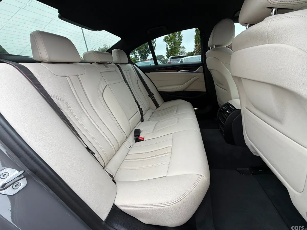 BMW 5-Series Saloon, Petrol Plug-in Hybrid, 2022, Grey
