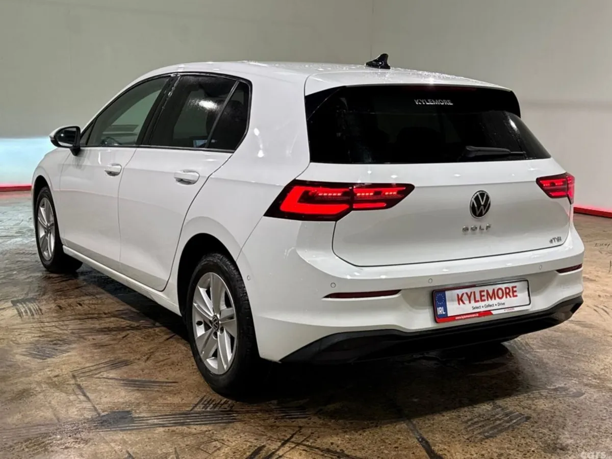 Volkswagen Golf Hatchback, Petrol, 2022, White