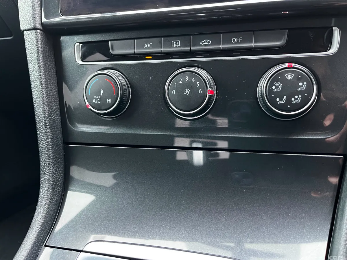 Volkswagen Golf Hatchback, Diesel, 2019, Grey