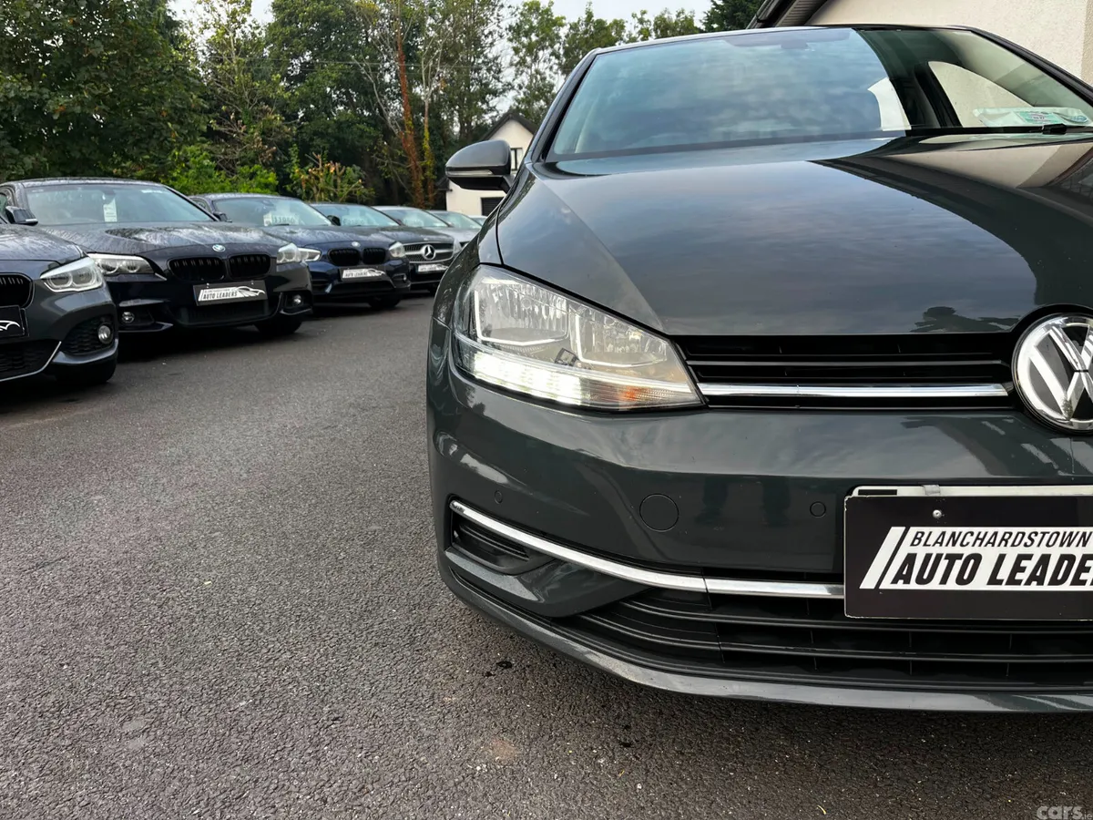 Volkswagen Golf Hatchback, Diesel, 2019, Grey