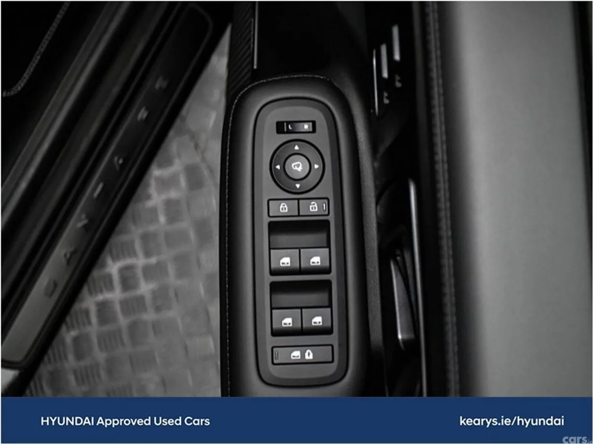 Hyundai Santa Fe SUV, Petrol Plug-in Hybrid, 2025, Black