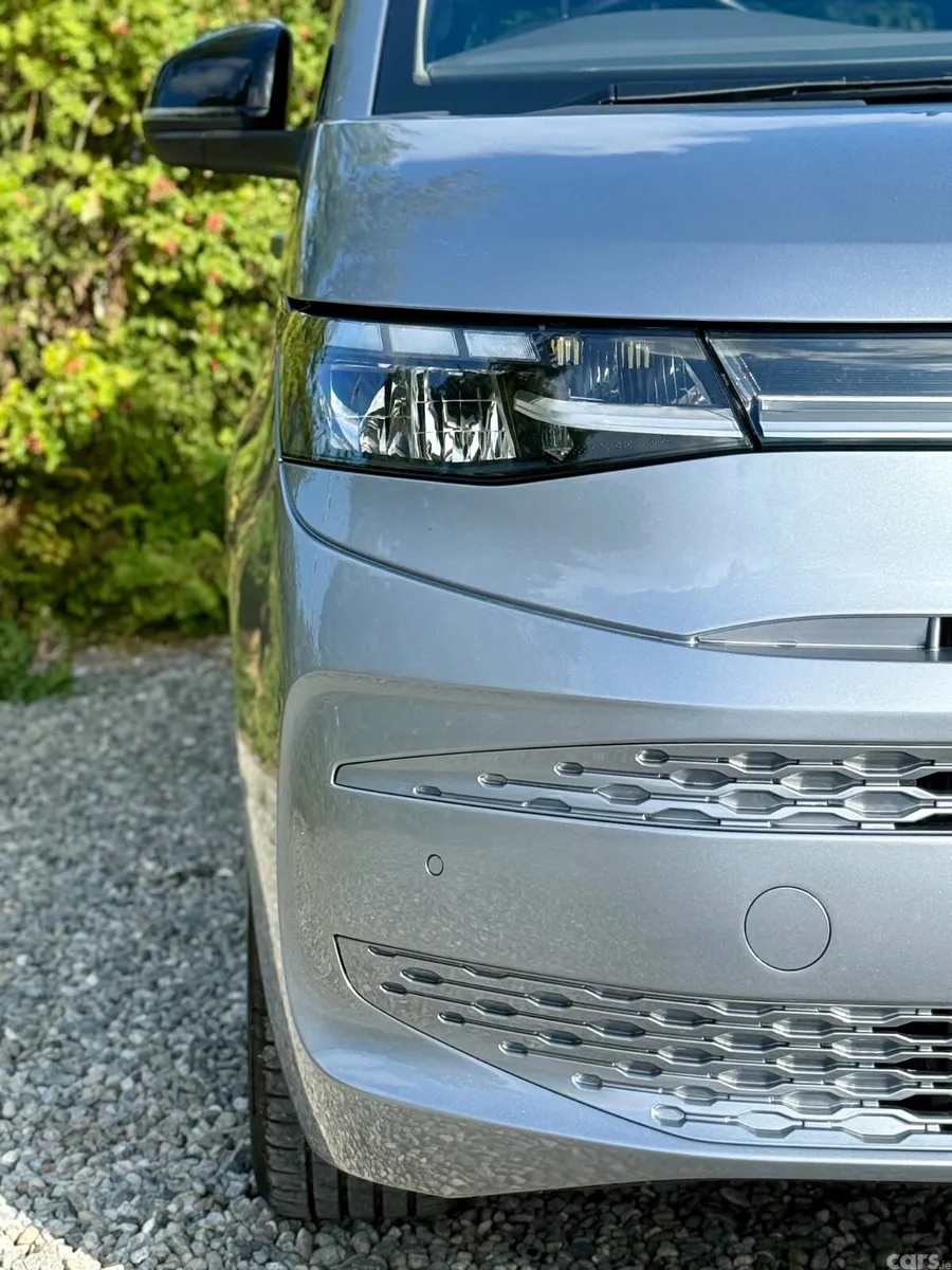 Volkswagen Multivan MPV, Petrol Plug-in Hybrid, 2024, Grey