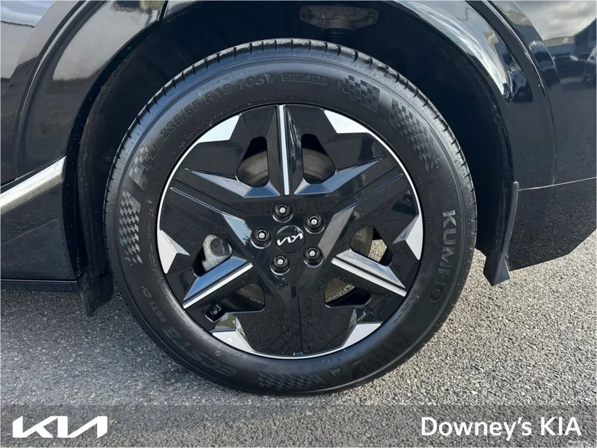 Kia EV6 SUV, Electric, 2025, Black