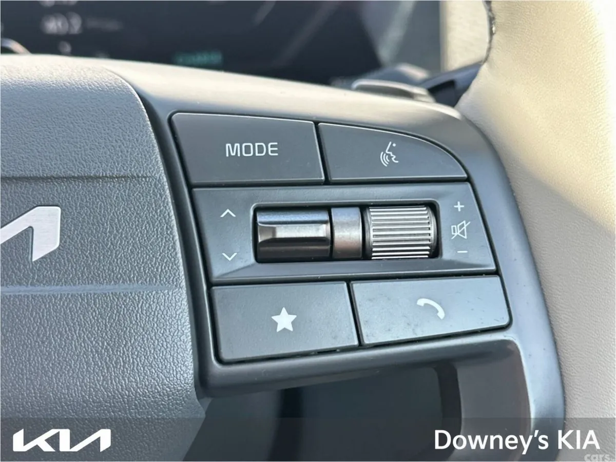 Kia EV6 SUV, Electric, 2025, Black