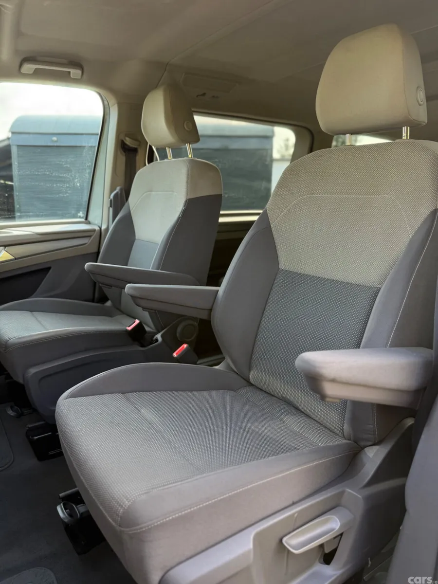 Volkswagen Multivan MPV, Petrol Plug-in Hybrid, 2024, Grey