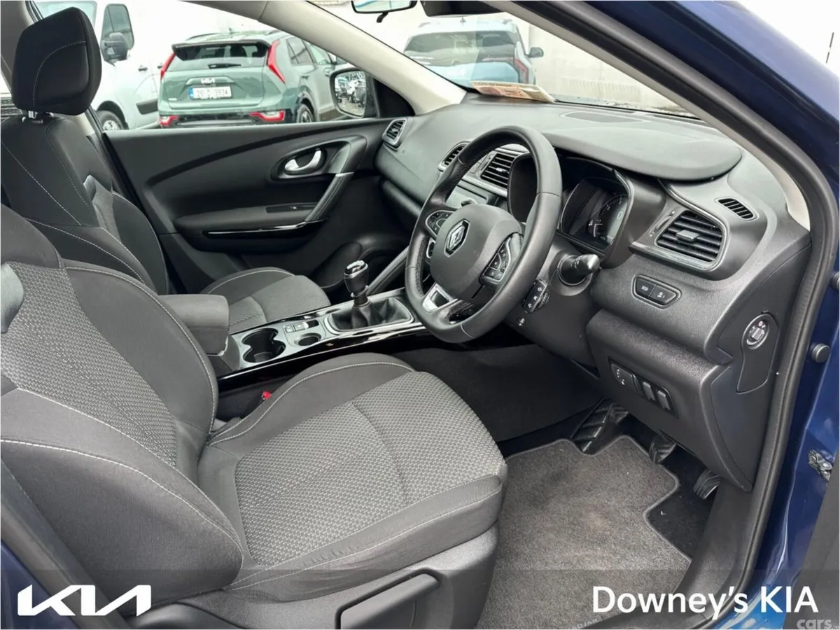 Renault Kadjar SUV, Petrol, 2021, Blue