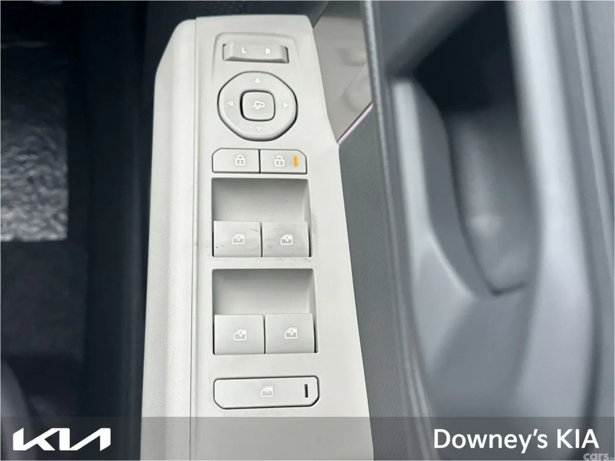 Kia EV3 Hatchback, Electric, 2026, Grey