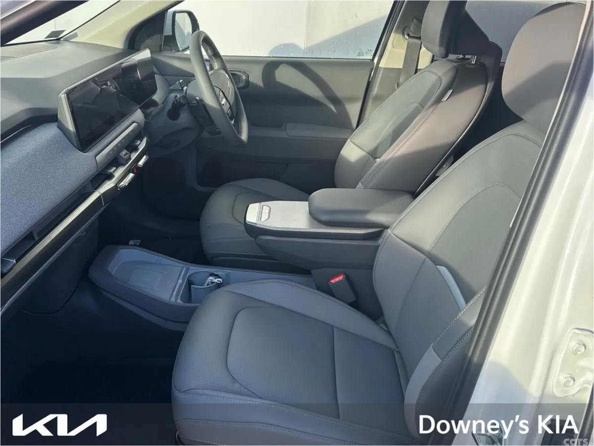 Kia EV3 Hatchback, Electric, 2026, White