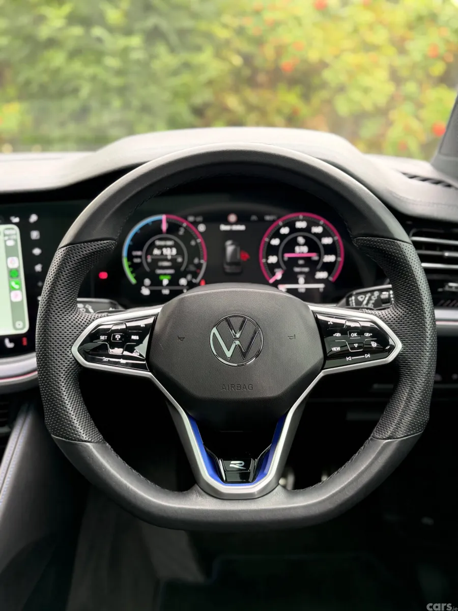 Volkswagen Touareg SUV, Petrol Plug-in Hybrid, 2024, Black