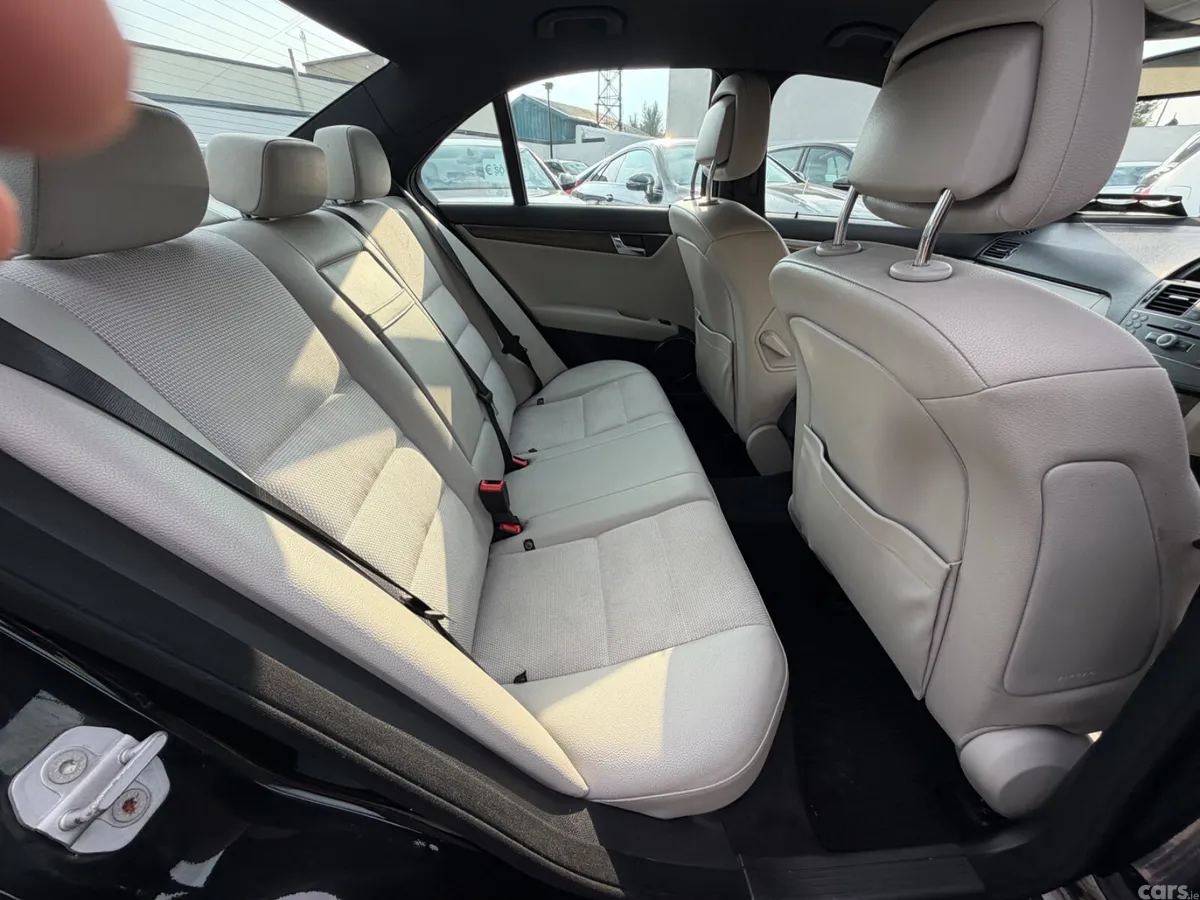 Mercedes-Benz C-Class Saloon, Diesel, 2010, Black
