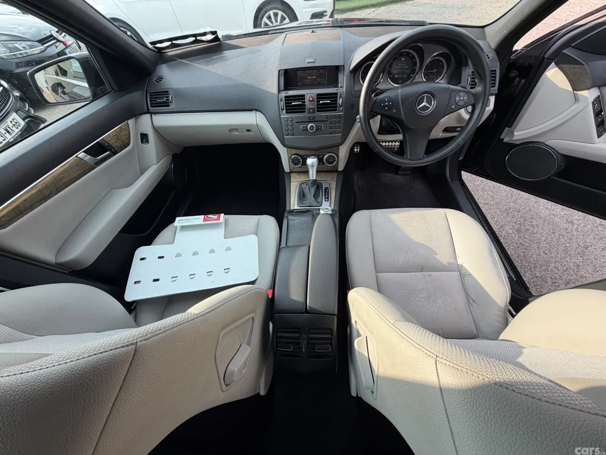 Mercedes-Benz C-Class Saloon, Diesel, 2010, Black