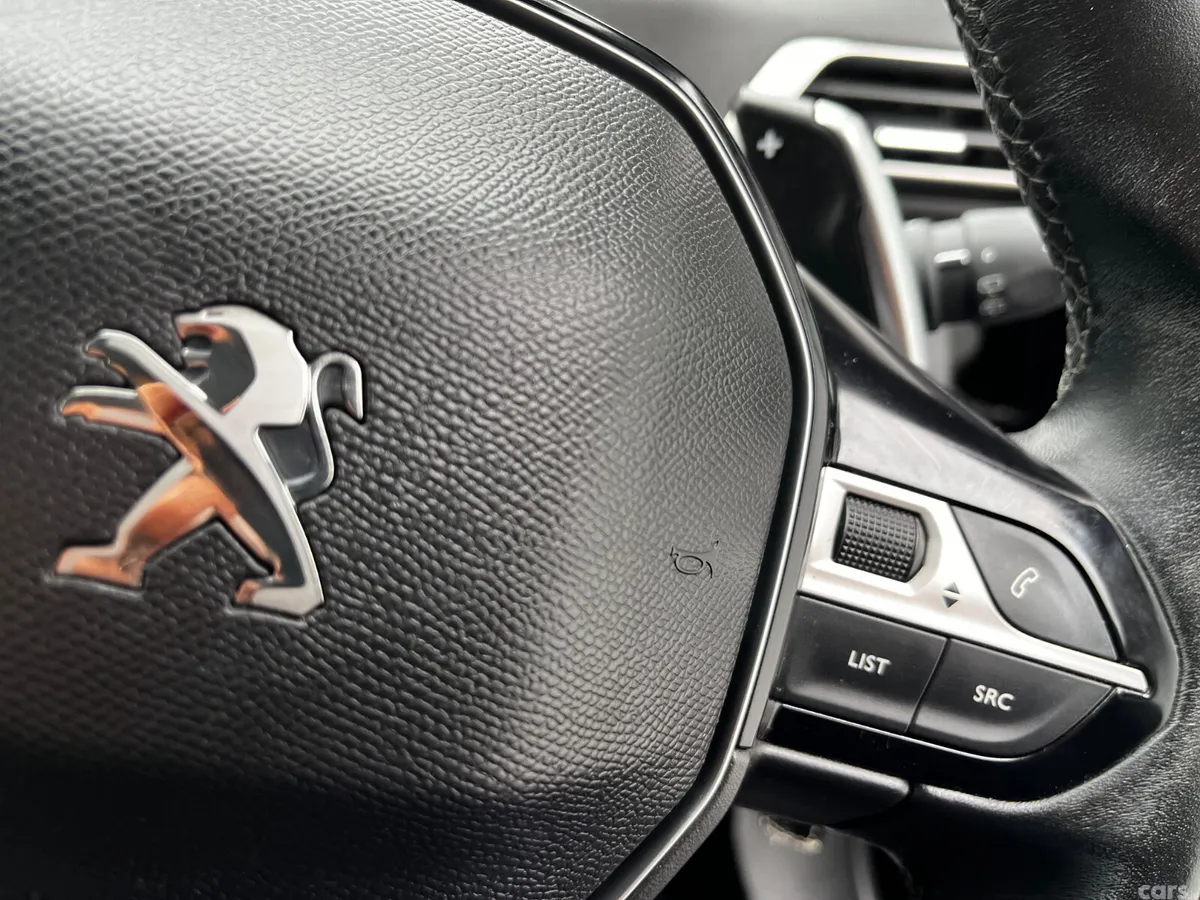 Peugeot 5008 SUV, Petrol, 2020, Black
