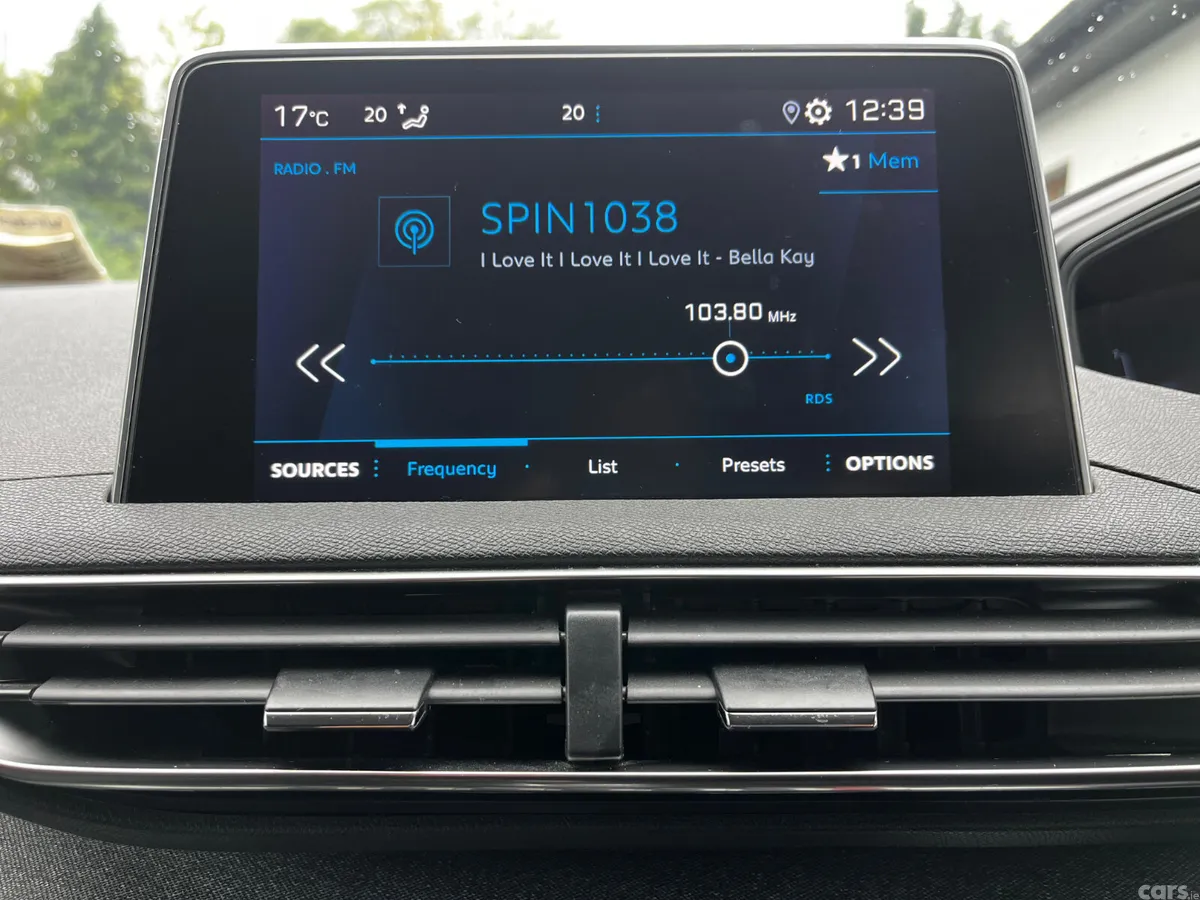 Peugeot 5008 SUV, Petrol, 2020, Black