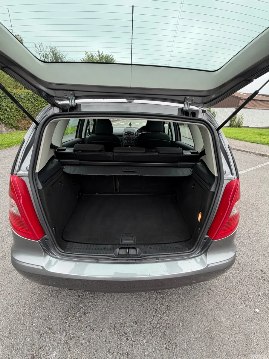 Mercedes-Benz A-Class Hatchback, Diesel, 2011, Grey