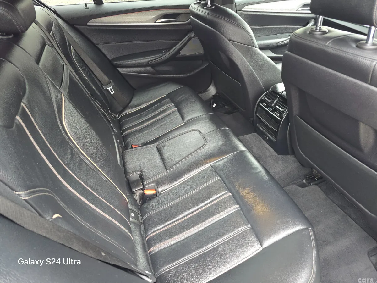 BMW 5-Series Saloon, Diesel, 2018, Blue