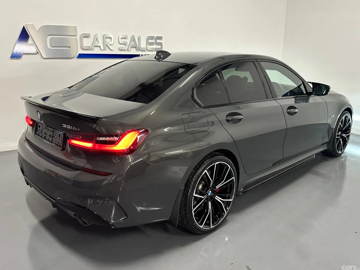 BMW 3-Series Saloon, Petrol Hybrid, 2022, Grey