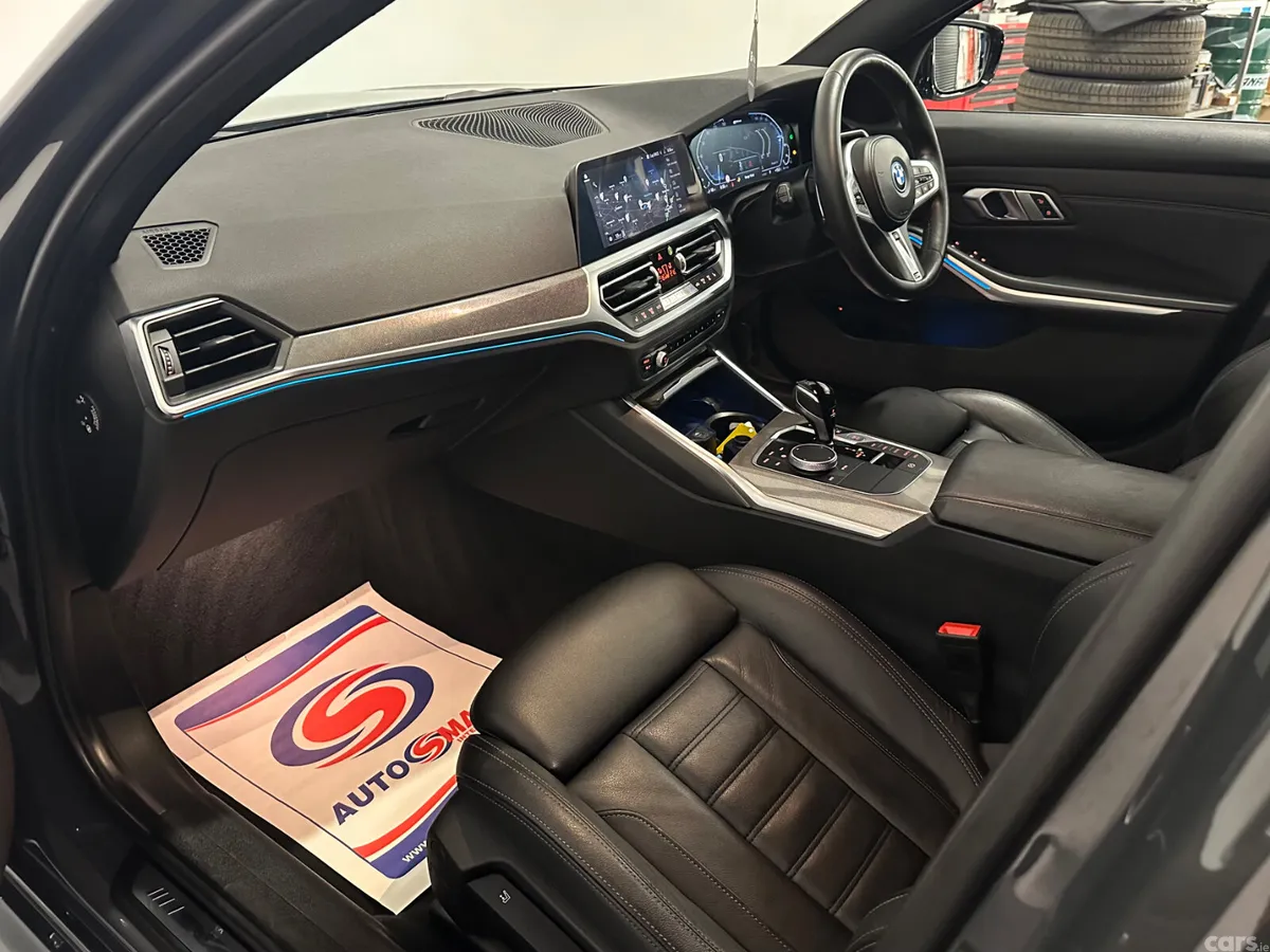 BMW 3-Series Saloon, Petrol Hybrid, 2022, Grey