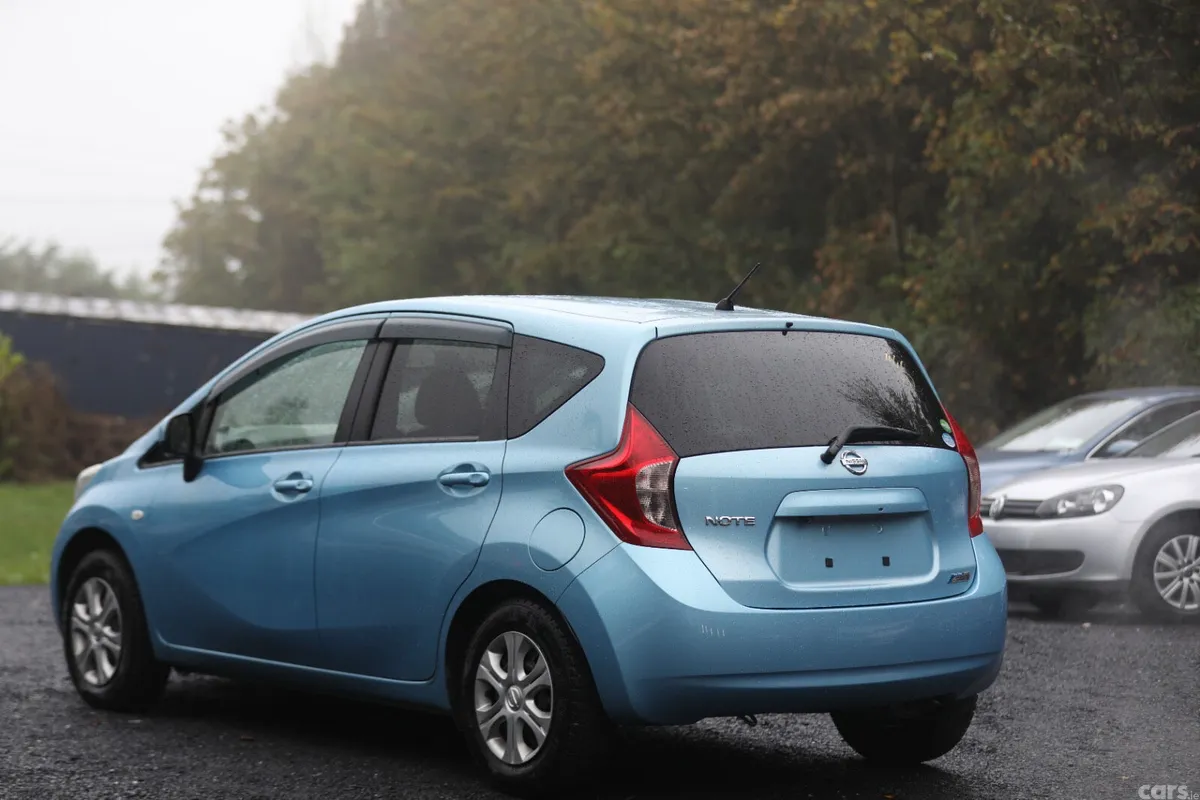 Nissan Note Hatchback, Petrol, 2013, Blue