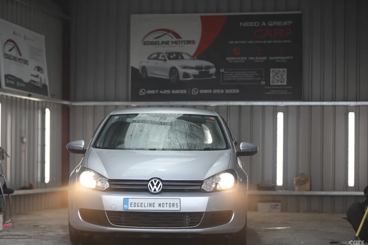 Volkswagen Golf Hatchback, Petrol, 2012, Silver