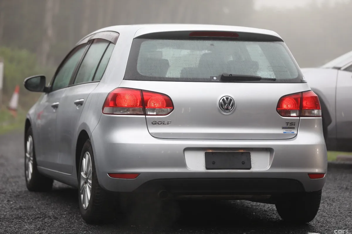 Volkswagen Golf Hatchback, Petrol, 2012, Silver
