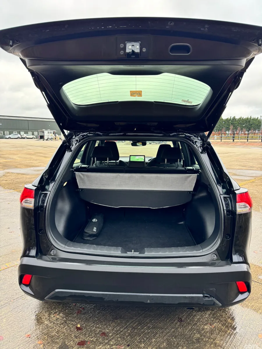 Toyota Corolla Hatchback, Petrol Hybrid, 2023, Black