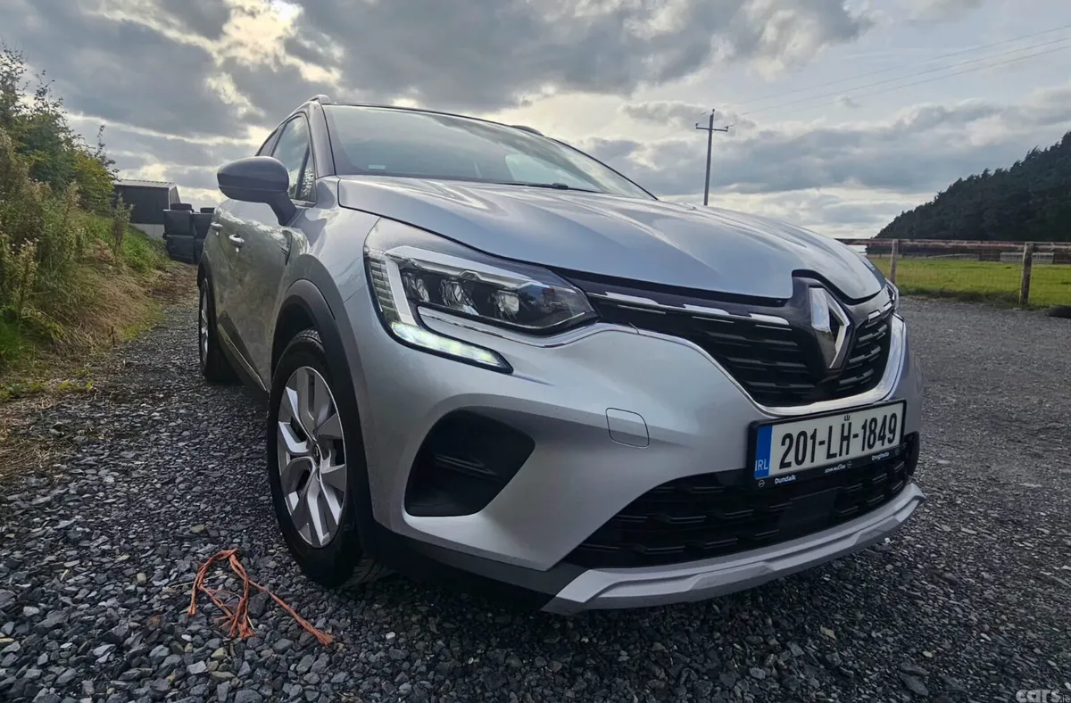Renault Captur Hatchback, Petrol, 2020, Grey