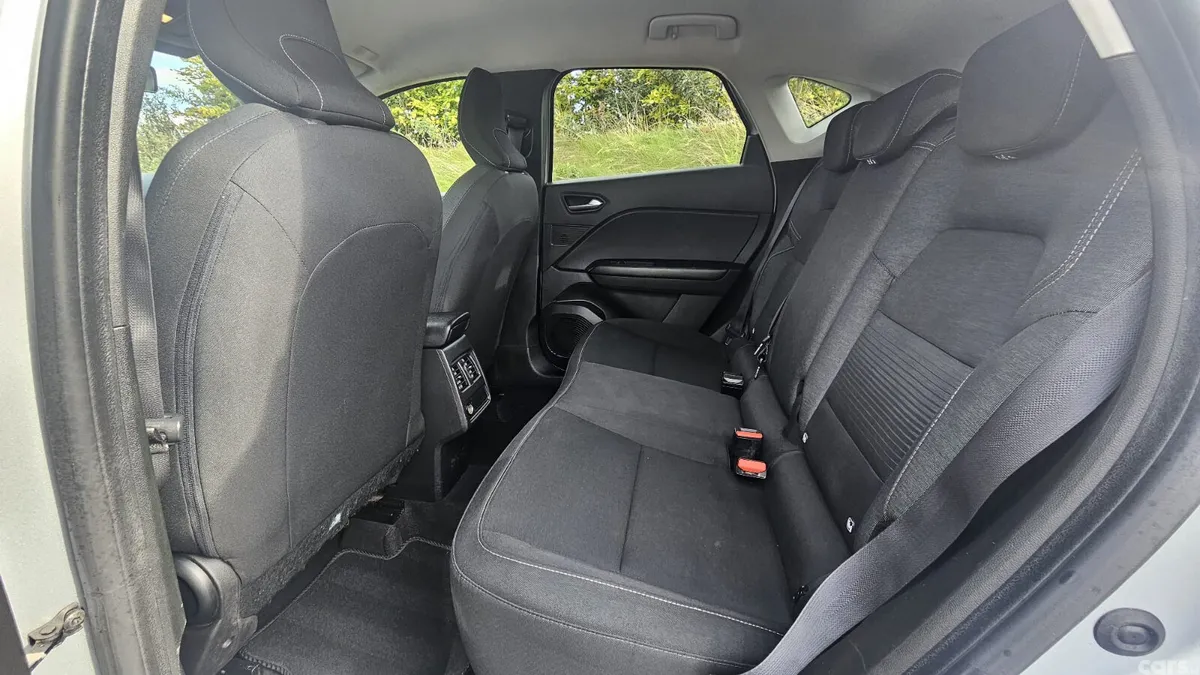 Renault Captur Hatchback, Petrol, 2020, Grey