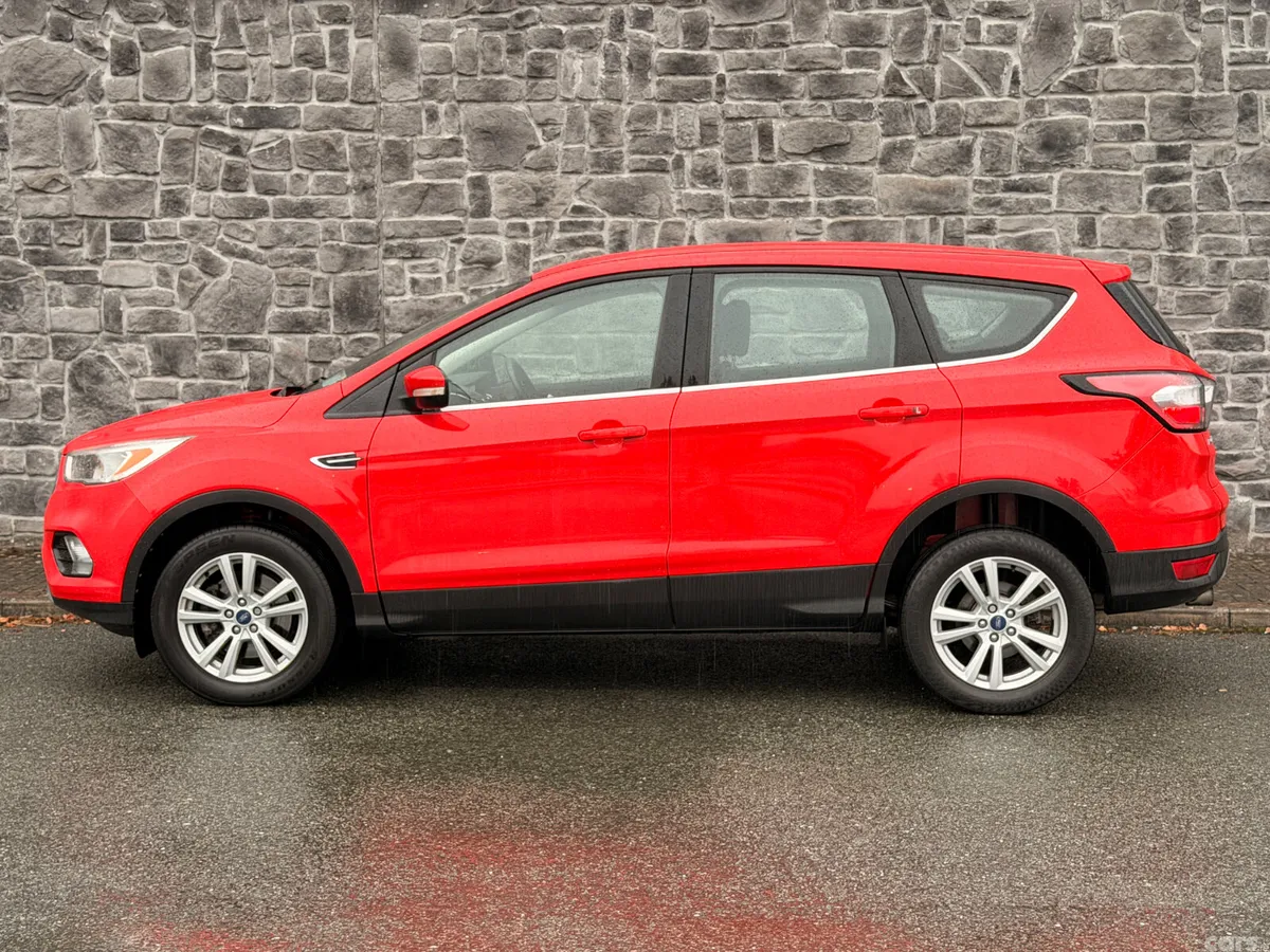 Ford Kuga SUV, Diesel, 2017, Red