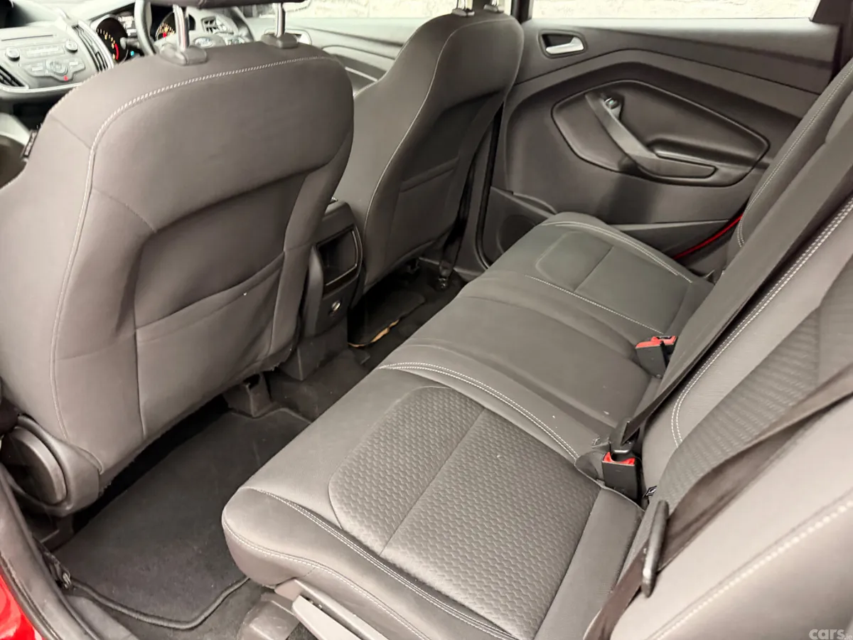 Ford Kuga SUV, Diesel, 2017, Red