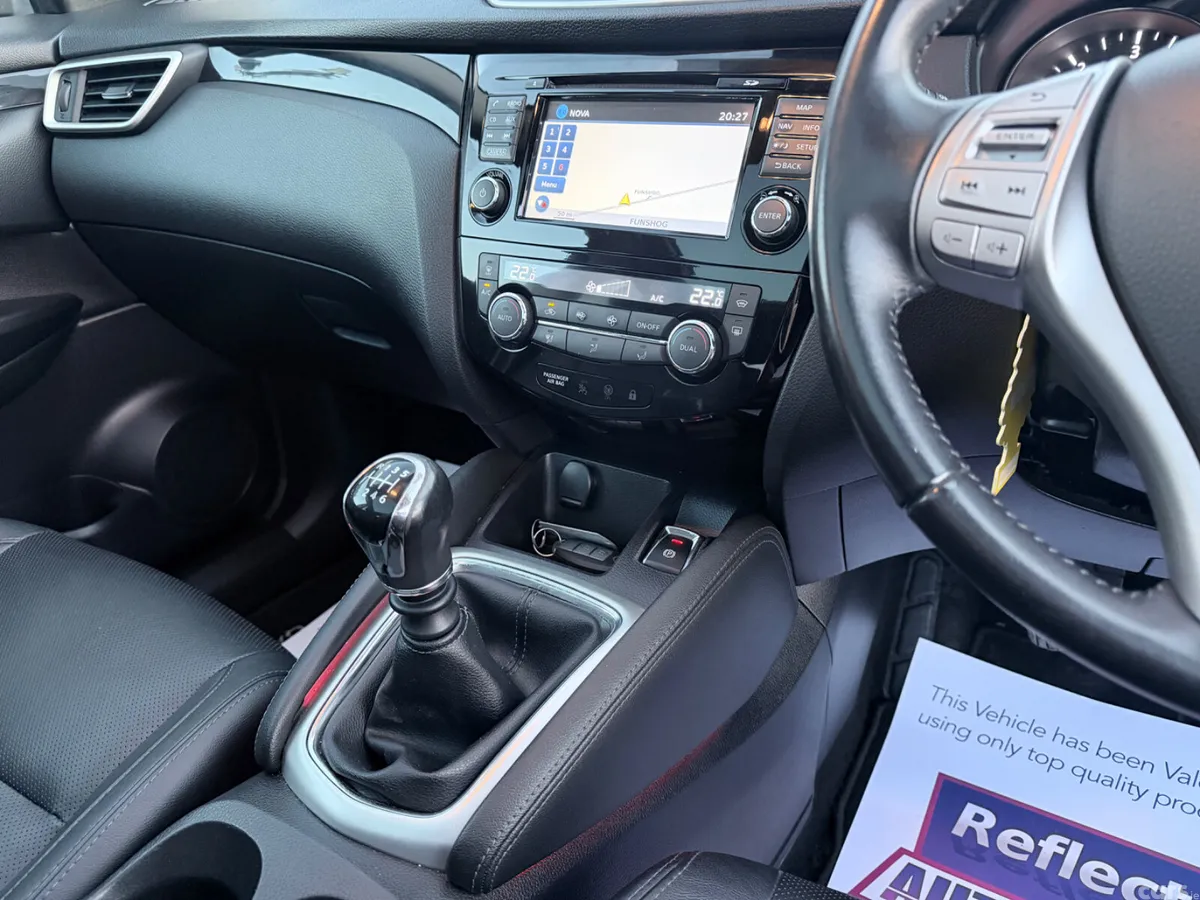 Nissan Qashqai Hatchback, Diesel, 2016, Black