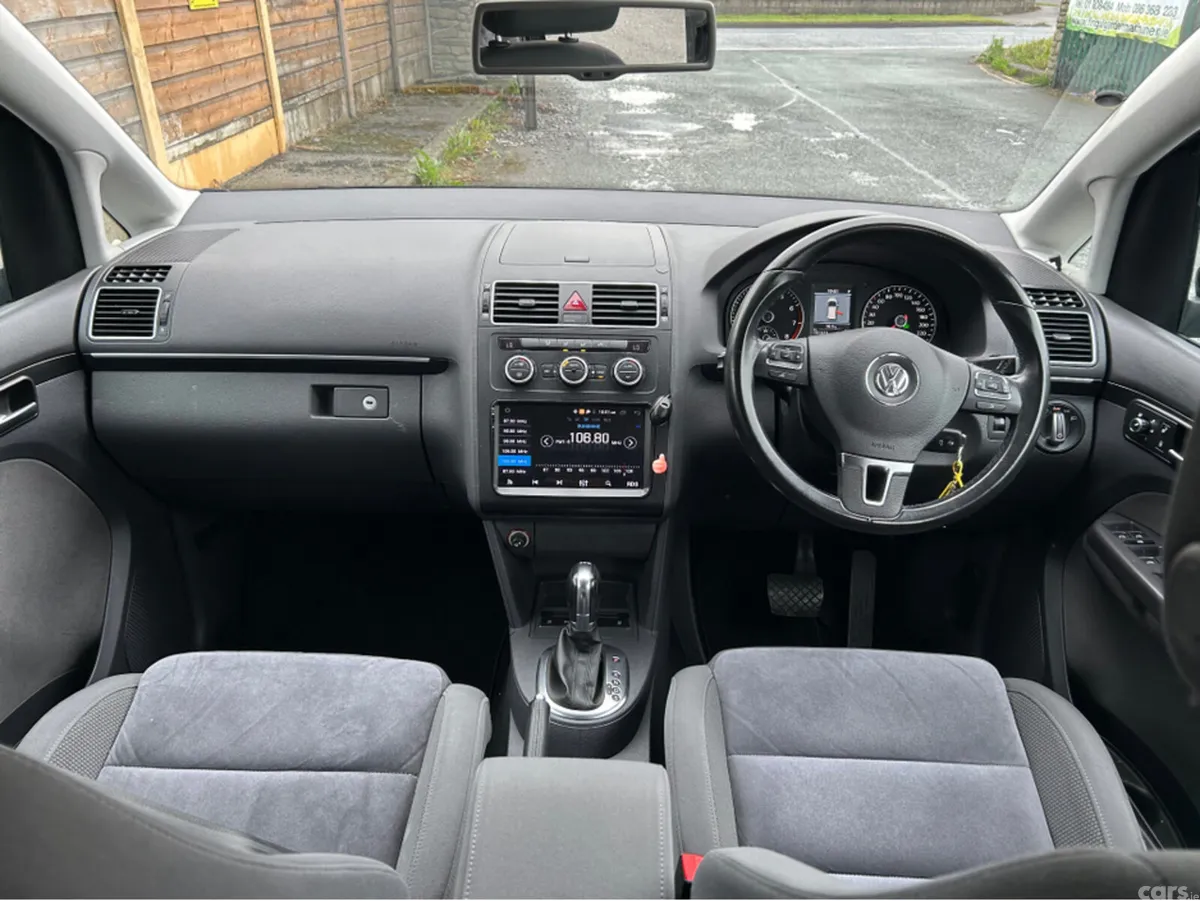 Volkswagen Touran MPV, Petrol, 2013, Black