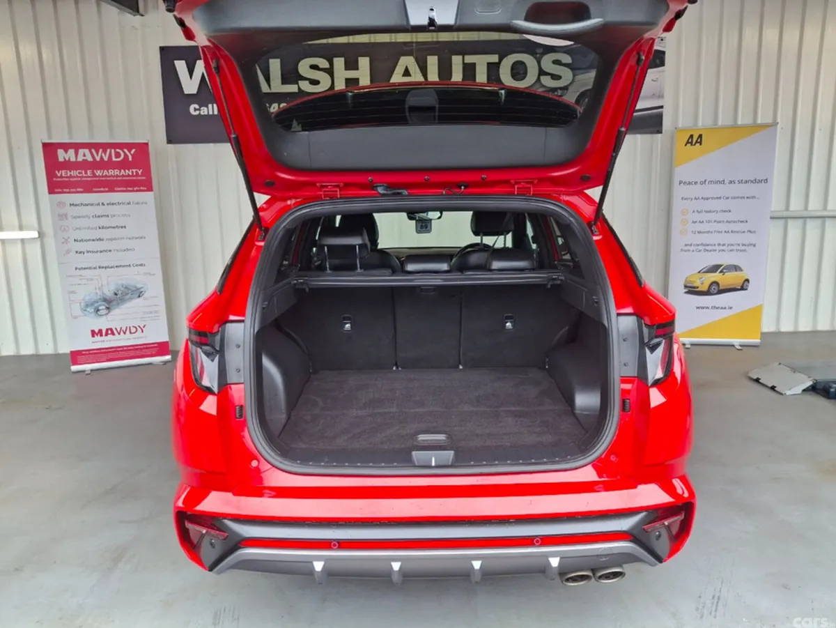 Hyundai Tucson MPV, Petrol Hybrid, 2023, Red