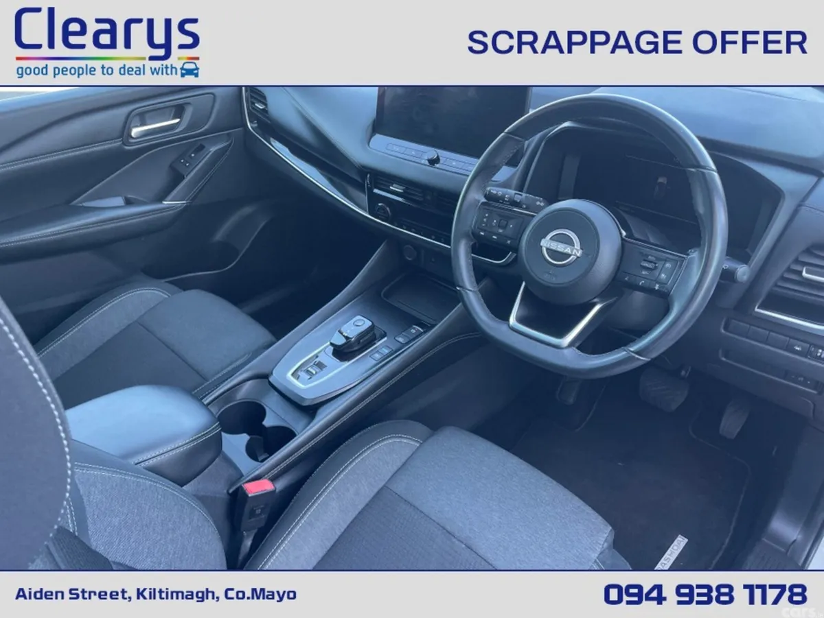 Nissan Qashqai MPV, Petrol Hybrid, 2023, White