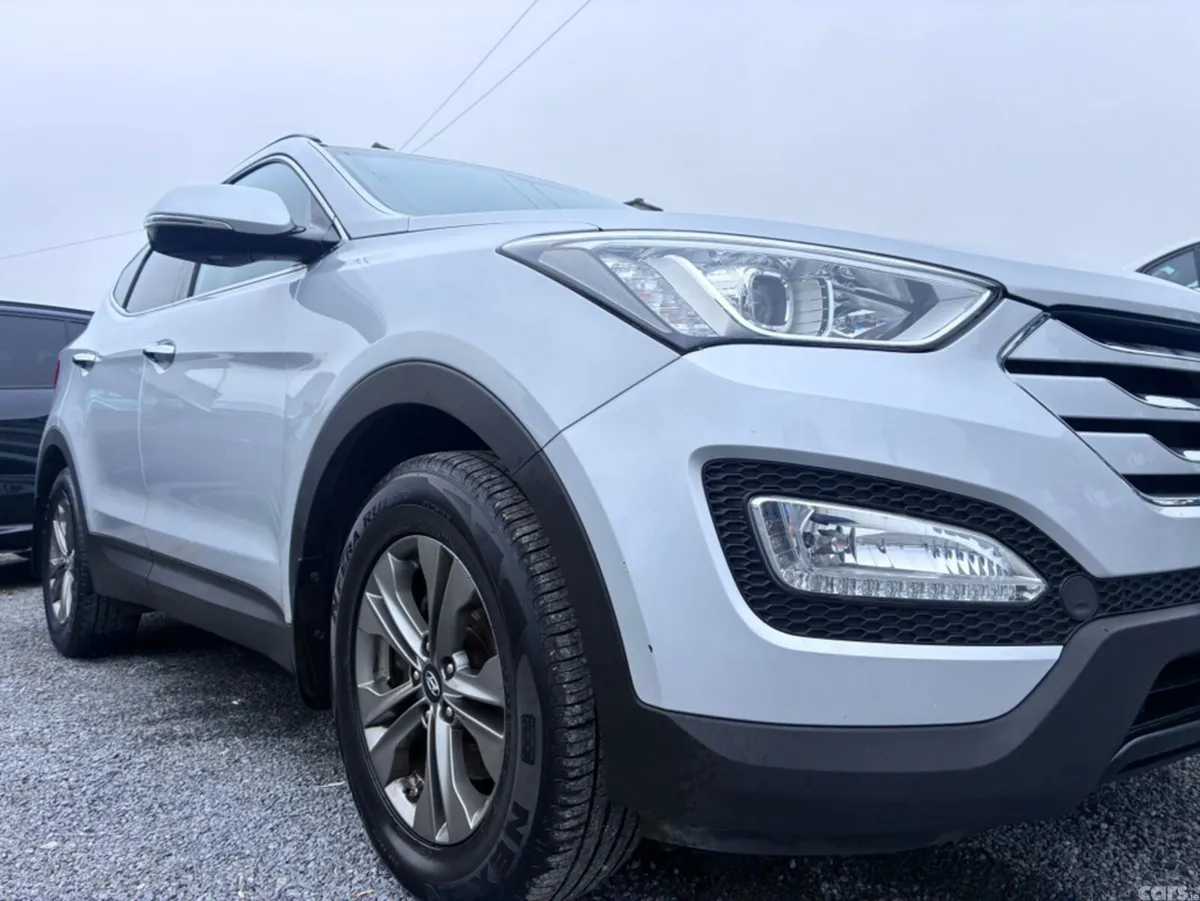 Hyundai Santa Fe SUV, Diesel, 2015, Silver