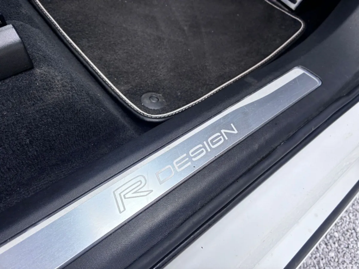 Volvo XC90 SUV, Petrol Plug-in Hybrid, 2020, White