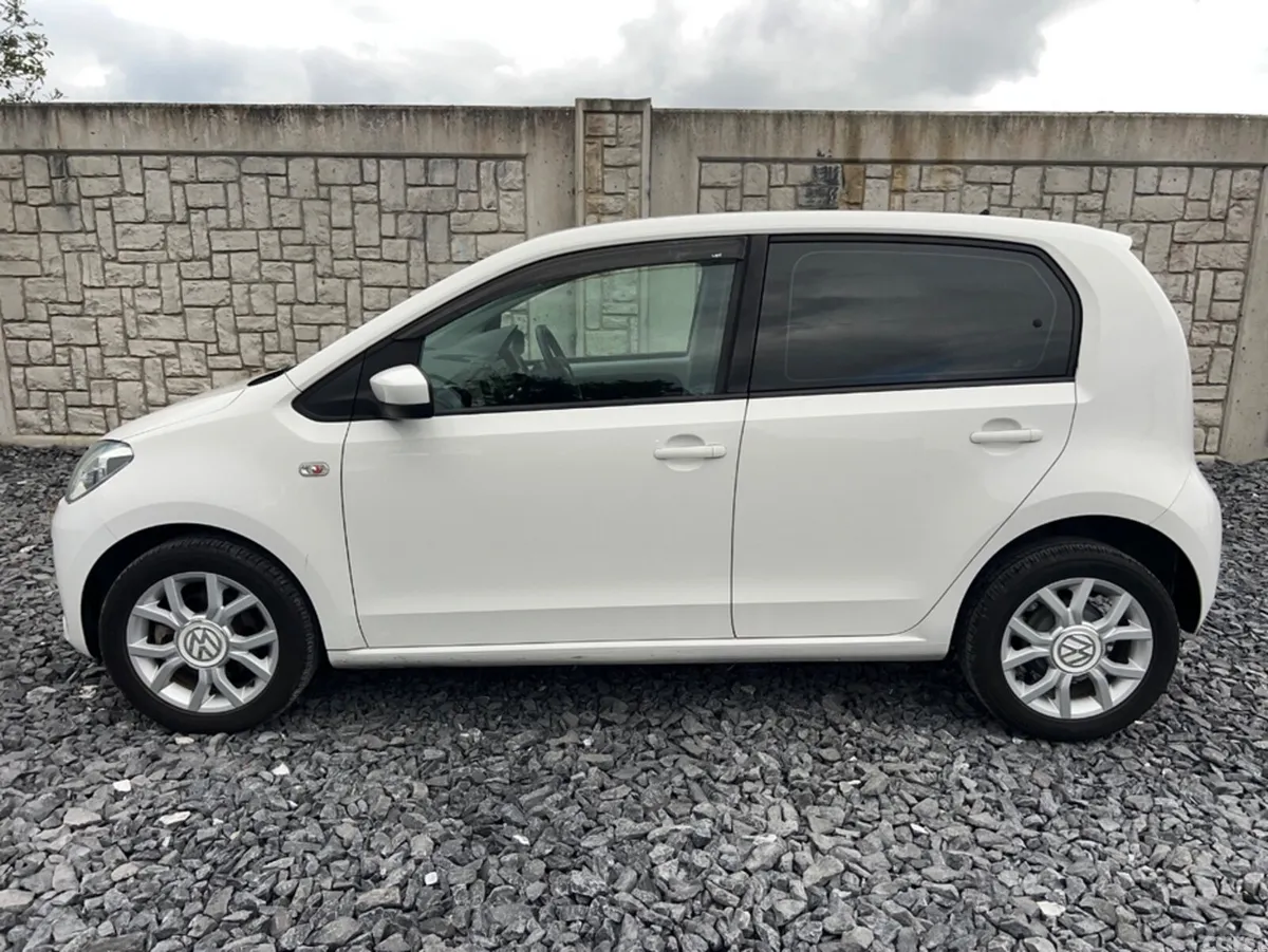Volkswagen up! Hatchback, Petrol, 2015, White