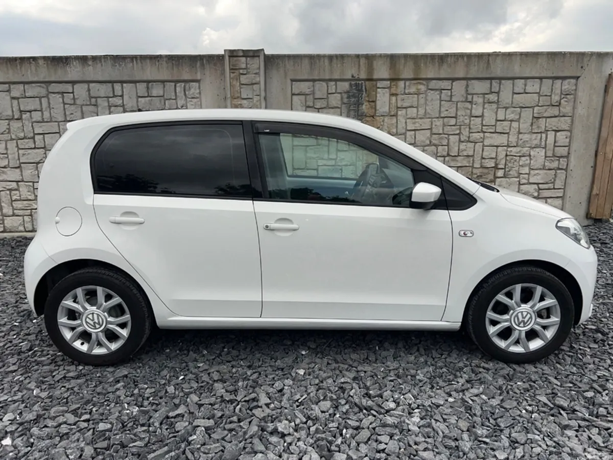 Volkswagen up! Hatchback, Petrol, 2015, White