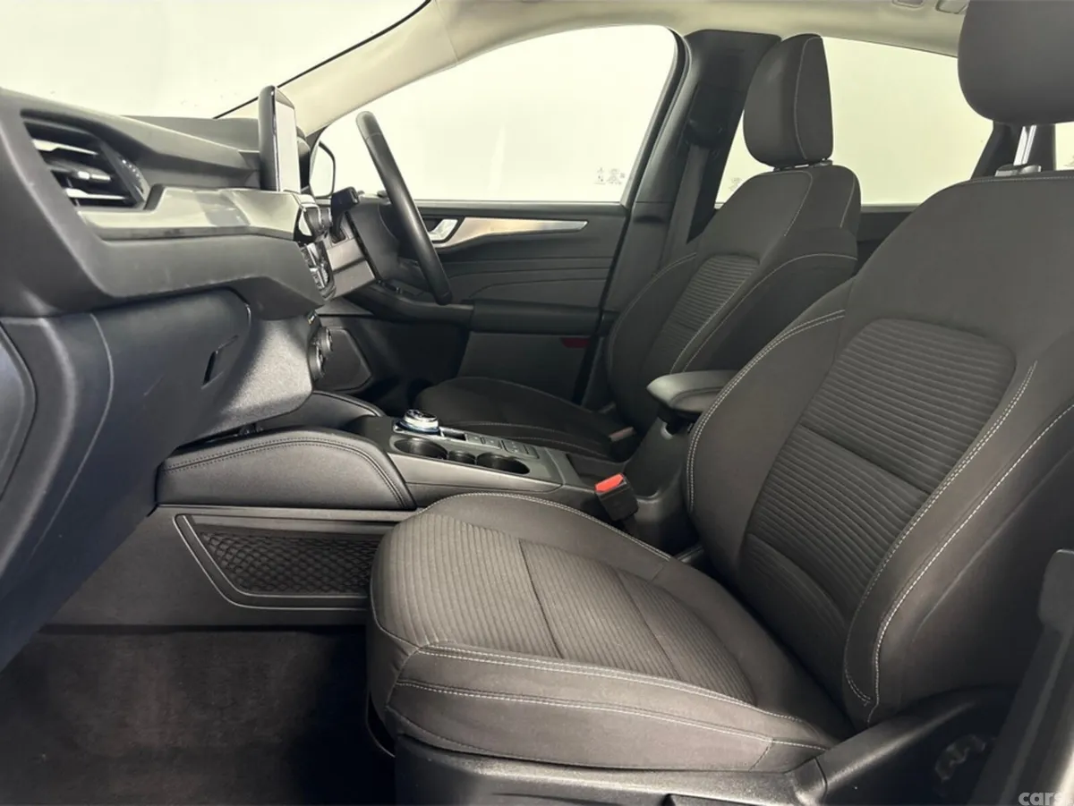 Ford Kuga MPV, Petrol Hybrid, 2022, Grey