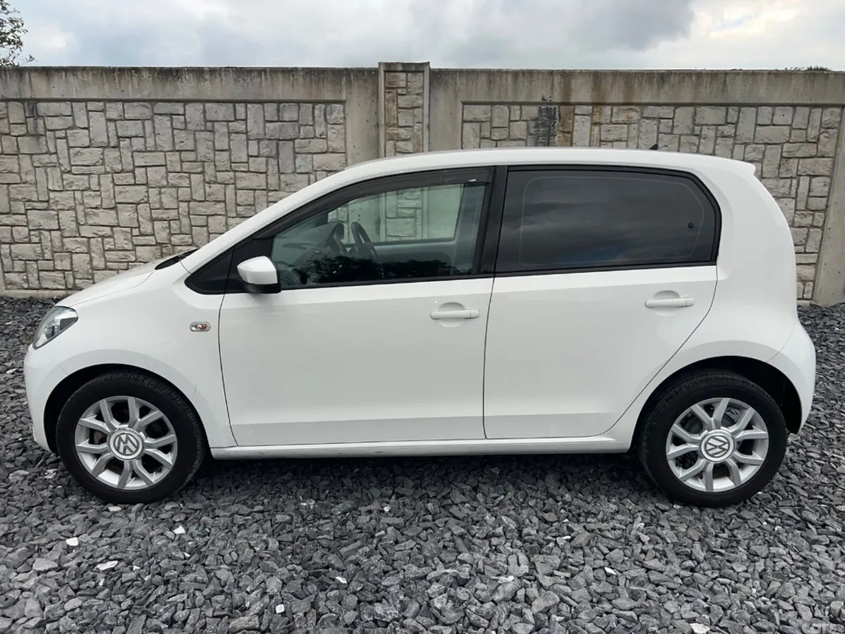 Volkswagen up! Hatchback, Petrol, 2015, White